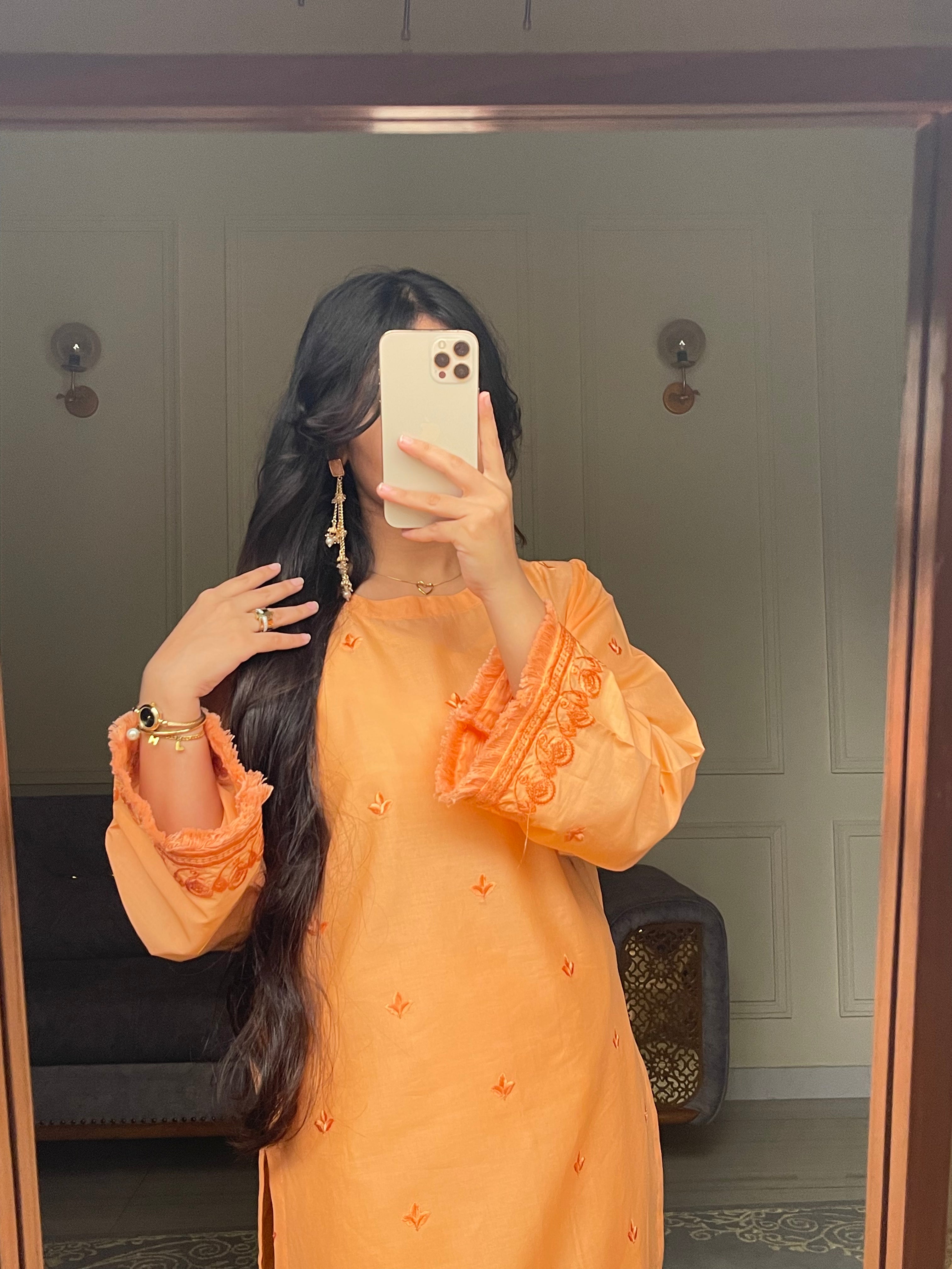 PEACH ELEGANCE