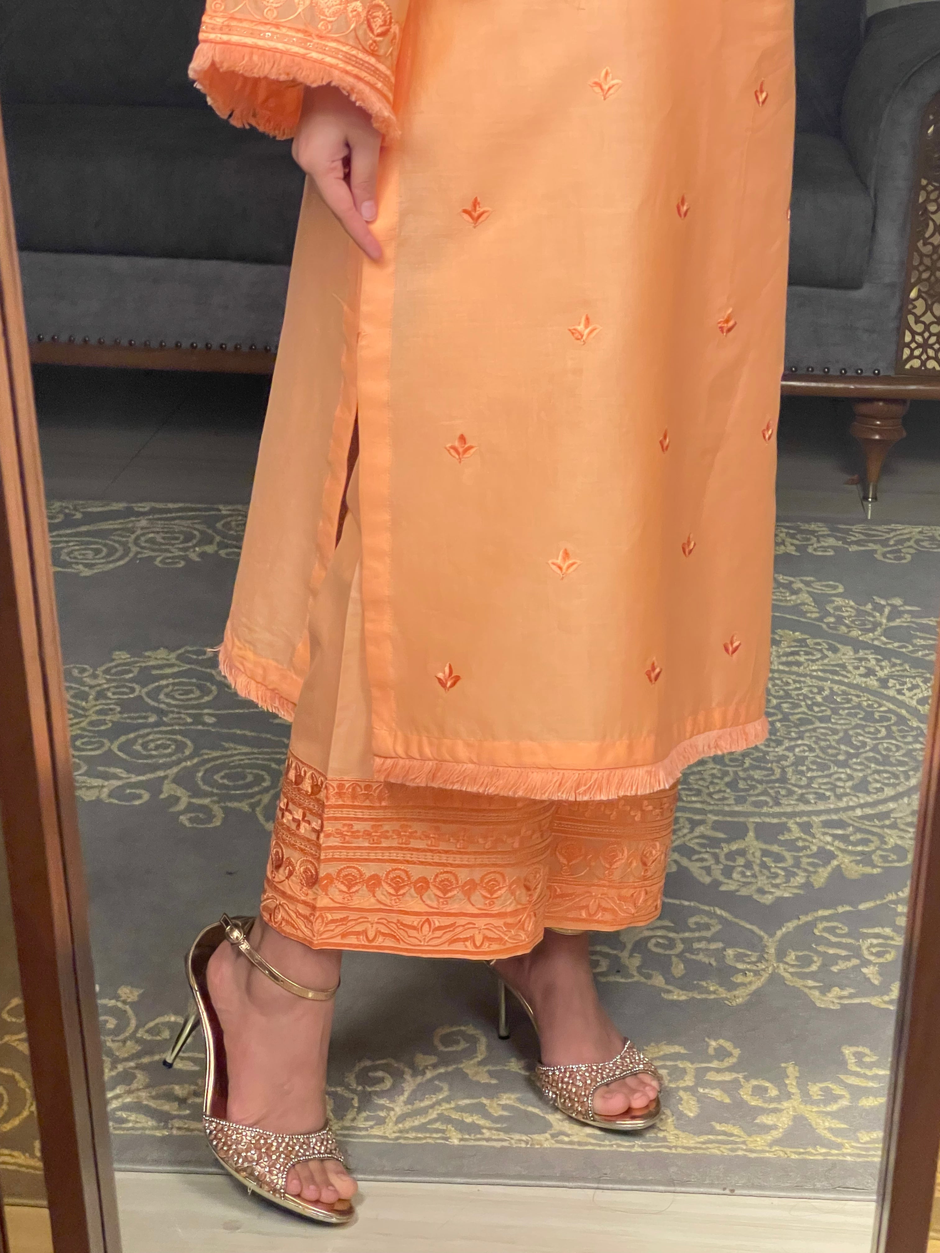 PEACH ELEGANCE